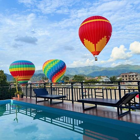 ואנג ויינג Vangvieng Sisavang Mountain View Hotel מראה חיצוני תמונה