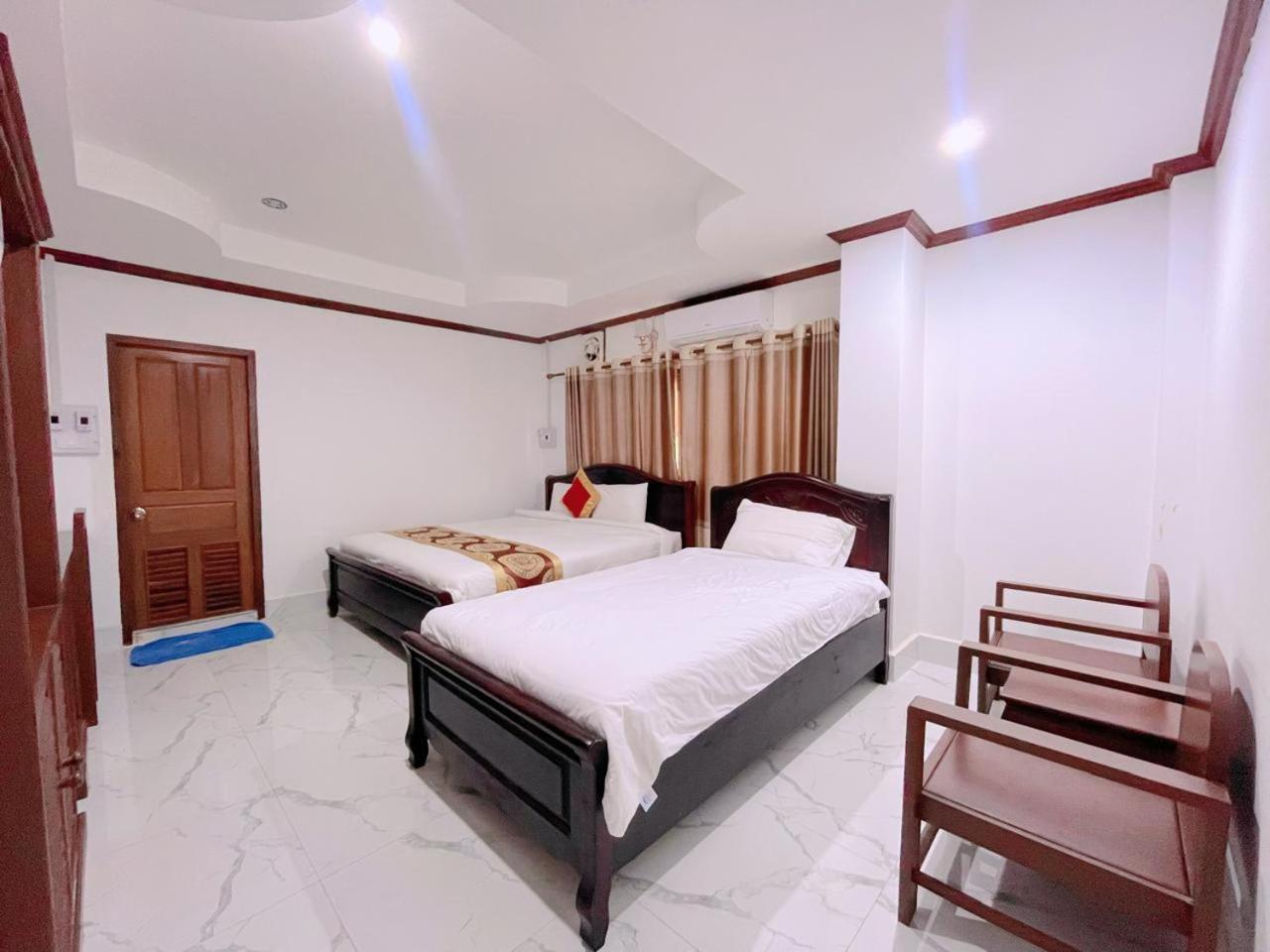 ואנג ויינג Vangvieng Sisavang Mountain View Hotel מראה חיצוני תמונה