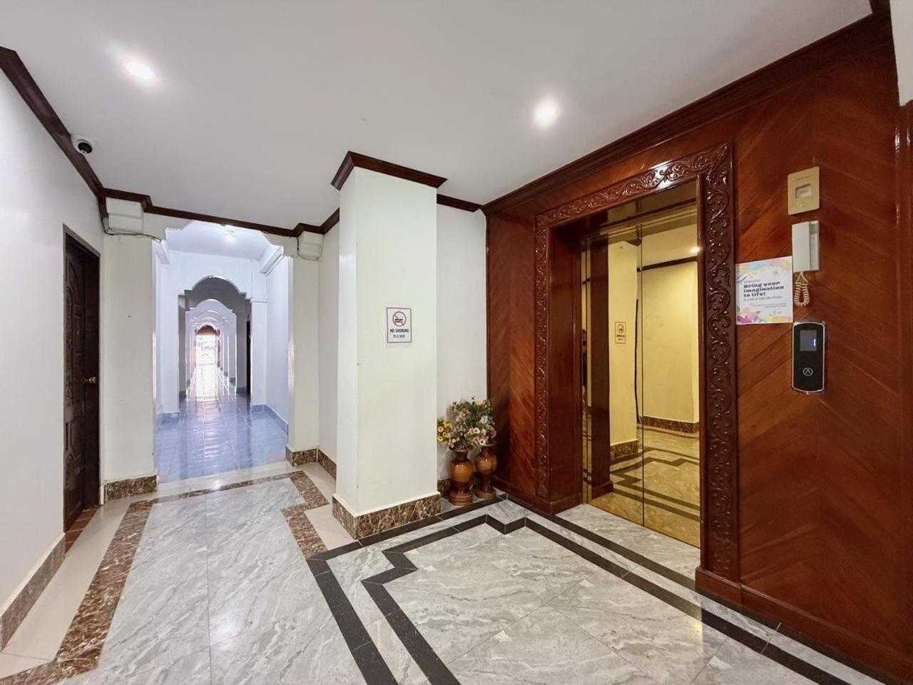 ואנג ויינג Vangvieng Sisavang Mountain View Hotel מראה חיצוני תמונה